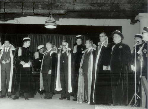 Qui-sont-les-editeurs-de-Chais-et-Vignes_a269.html